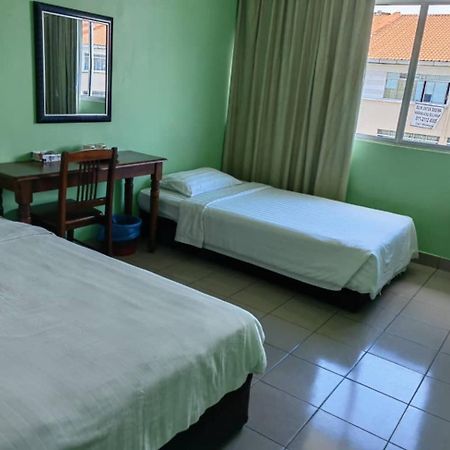 Century Hotel Inanam Kota Kinabalu Dış mekan fotoğraf